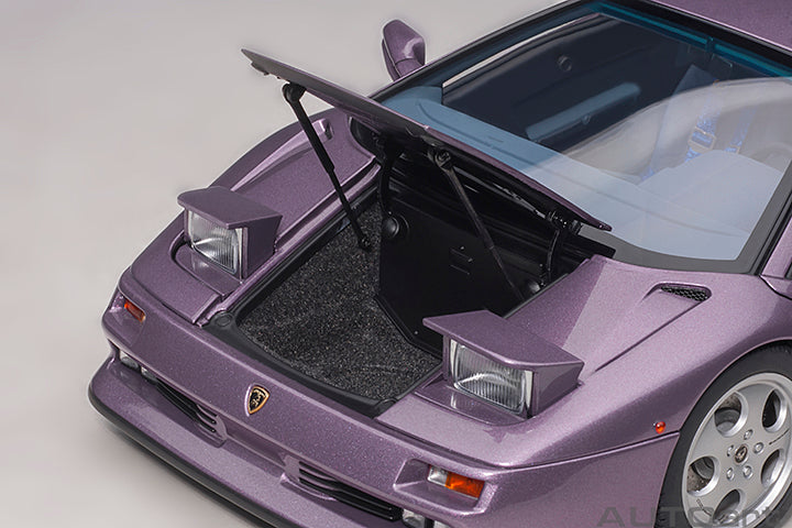 *PRE-ORDER* LAMBORGHINI DIABLO SE30 JOTA (VIOLA SE30/METALLIC PURPLE) 1:18 AUTOART