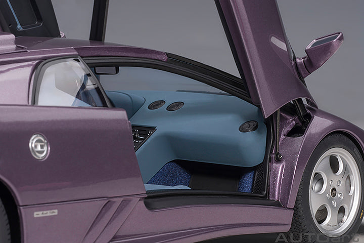 *PRE-ORDER* LAMBORGHINI DIABLO SE30 JOTA (VIOLA SE30/METALLIC PURPLE) 1:18 AUTOART