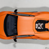 LAMBORGHINI HURACAN PERFORMANTE (ARANCIO ANTHAEUS/MATT ORANGE) 1:18 AUTOART