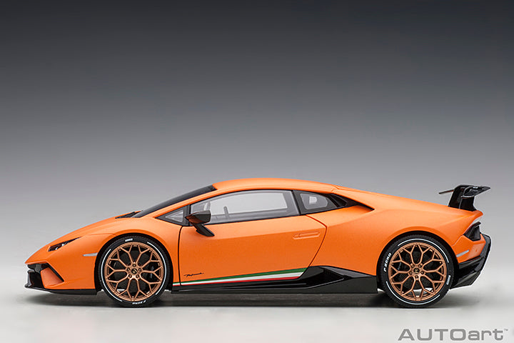 LAMBORGHINI HURACAN PERFORMANTE (ARANCIO ANTHAEUS/MATT ORANGE) 1:18 AUTOART