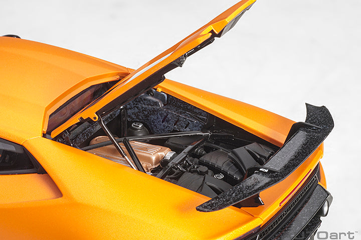 LAMBORGHINI HURACAN PERFORMANTE (ARANCIO ANTHAEUS/MATT ORANGE) 1:18 AUTOART