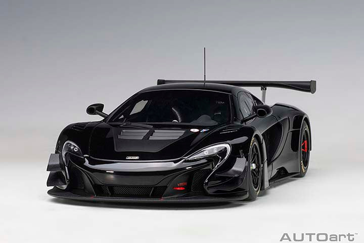 McLAREN 650S GT3 (GLOSS BLACK/MATT BLACK ACCENTS) 1:18 - AUTOART