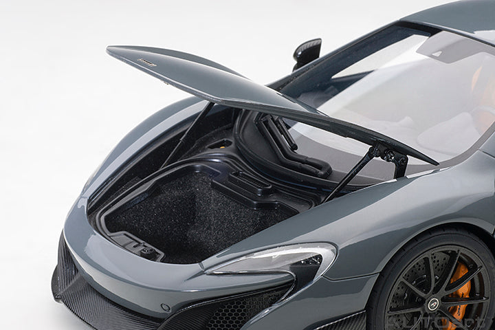 McLAREN 675LT (CHICANE GREY) 1:18 - AUTOART