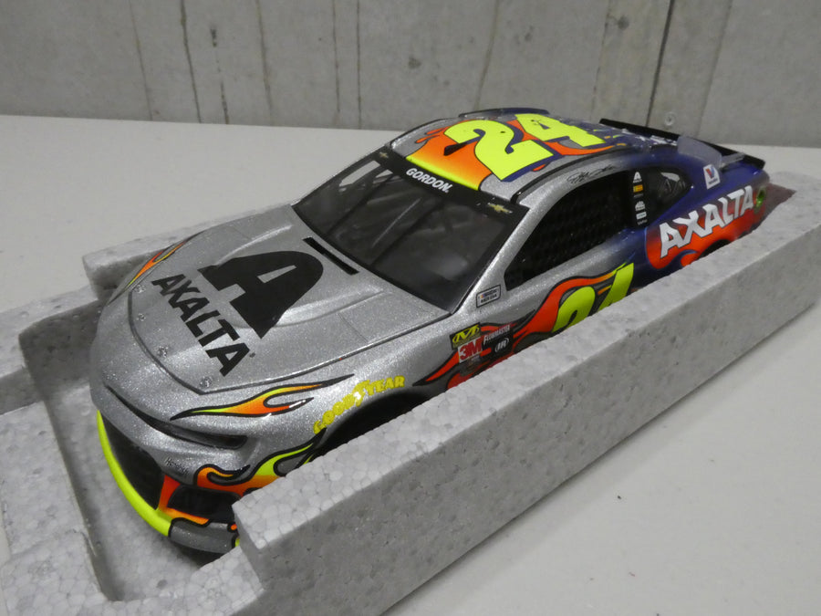 2018 Jeff Gordon / William Byron Axalta 24EVER Elite 1:24 Scale Diecast Model