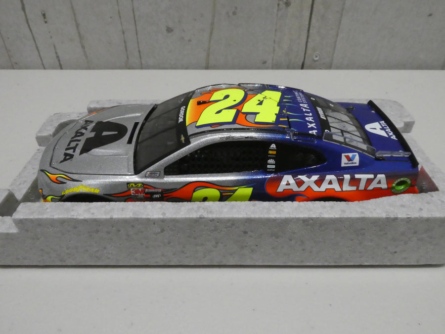 2018 Jeff Gordon / William Byron Axalta 24EVER Elite 1:24 Scale Diecast Model