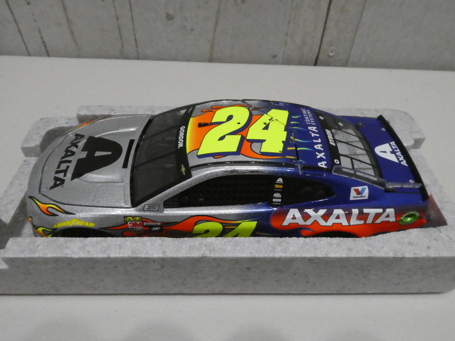 2018 Jeff Gordon / William Byron Axalta 24EVER Elite 1:24 Scale Diecast Model