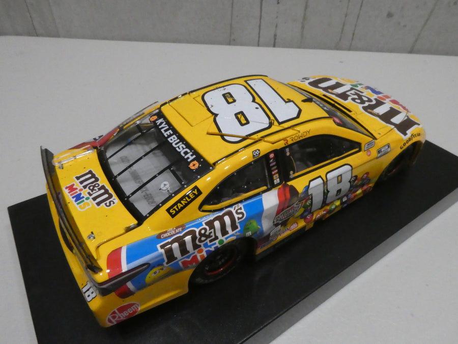 KYLE BUSCH 2021 M&M'S MINIS POCONO RACED WIN 1:24 ELITE DIECAST