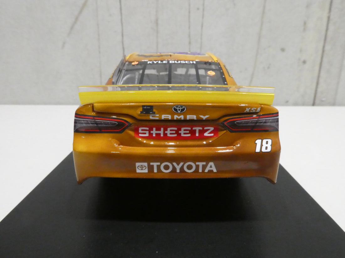 Kyle Busch 2021 M&M's Halloween 1:24 Elite Nascar Diecast