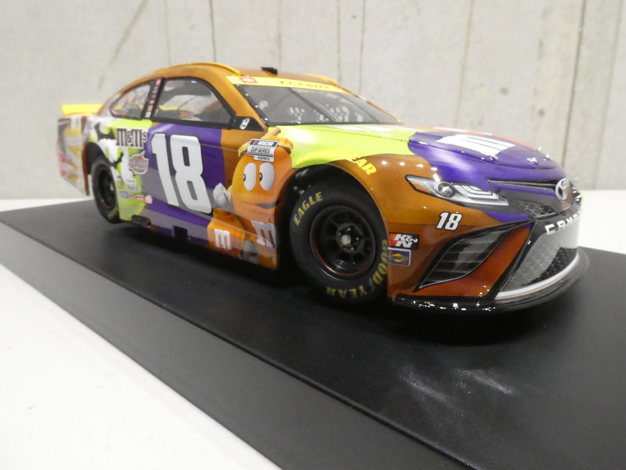 Kyle Busch 2021 M&M's Halloween 1:24 Elite Nascar Diecast