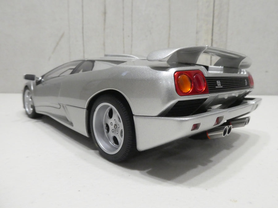 LAMBORGHINI DIABLO SE30 JOTA (TITANIO/METALLIC SILVER) 1:18 SCALE - AUTOARRT