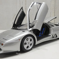 LAMBORGHINI DIABLO SE30 JOTA (TITANIO/METALLIC SILVER) 1:18 SCALE - AUTOARRT